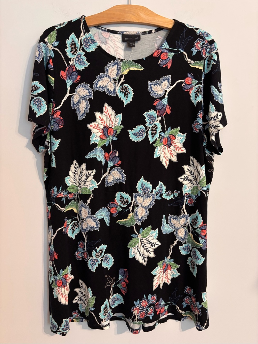 J. Jill NWT Wearever Collection Black Floral print Stretchy Tunic